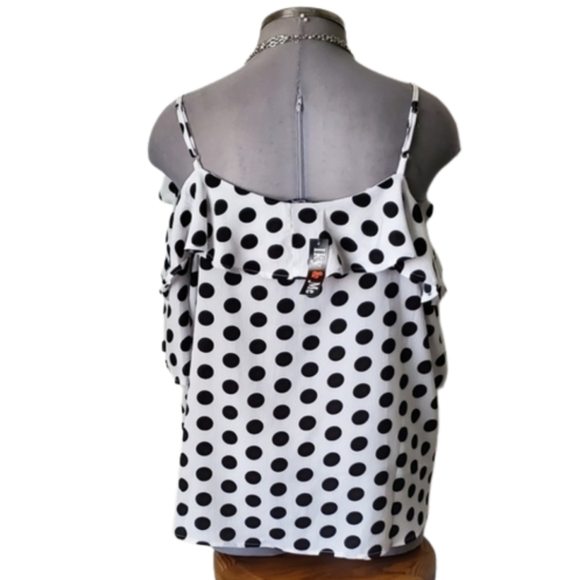 BLACK POLKA DOT ☆ COLD SHOULDER ☆  FLOUNCE TOP ☆ 2x ☆ NWT - Picture 5 of 9